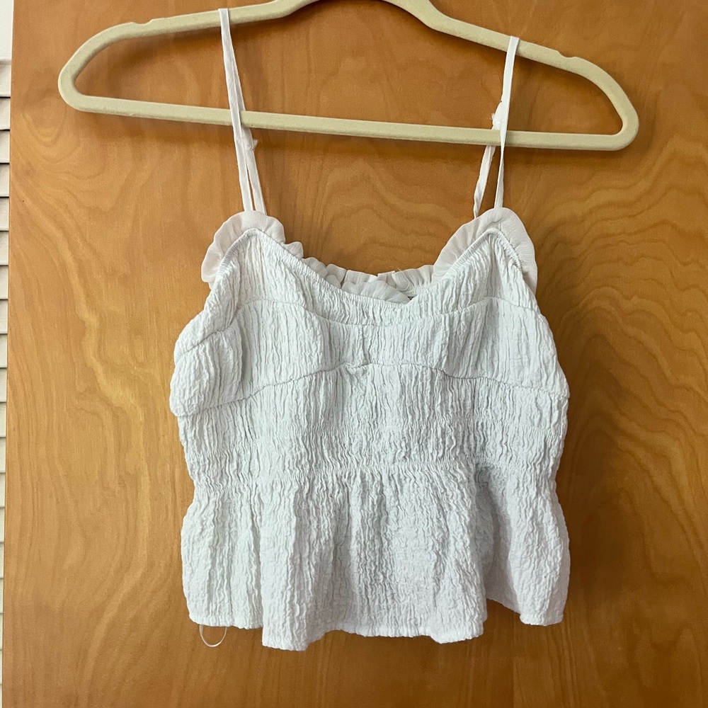 Vestique White Cropped Tank Top